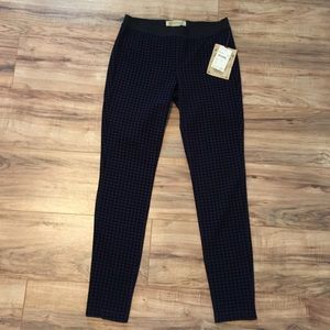 NWT Democracy leggings size medium black and blue